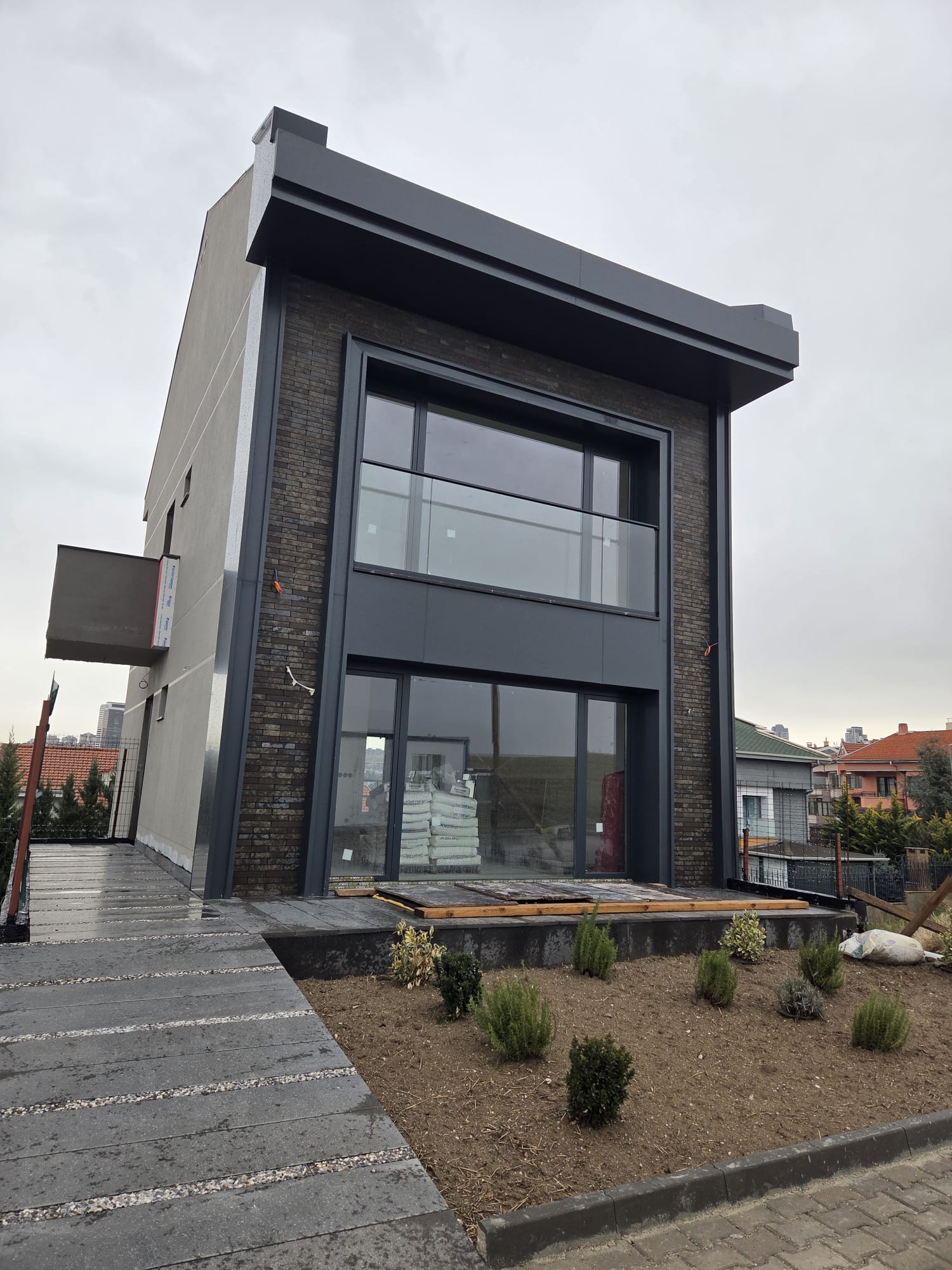 Büyükhanlı Binası